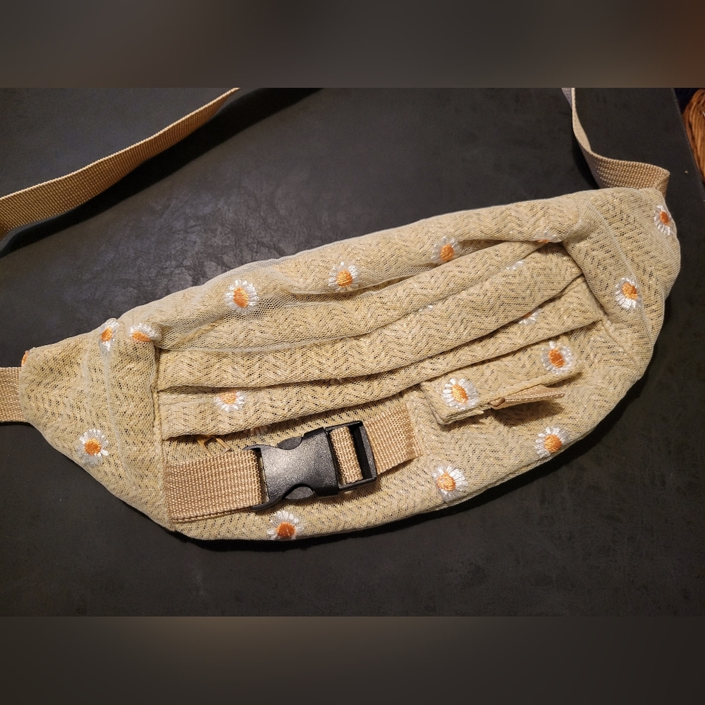 Sunflower belt bag
